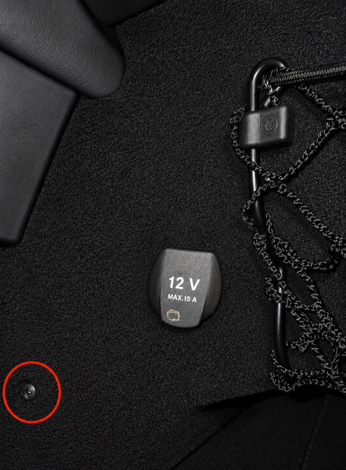 Step 4: Remove the bottom-left T20 screw